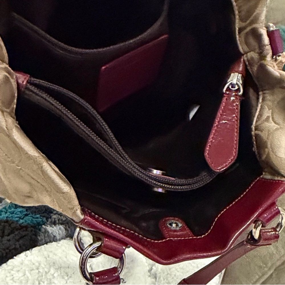 Coach Beige and Burgundy Shoulder Bag - Picture 6 of 10